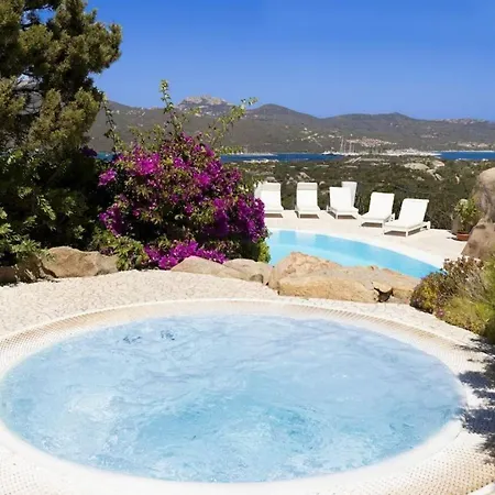 Cala Di Volpe Delightful Sea View With Private Pool Abbiadori
